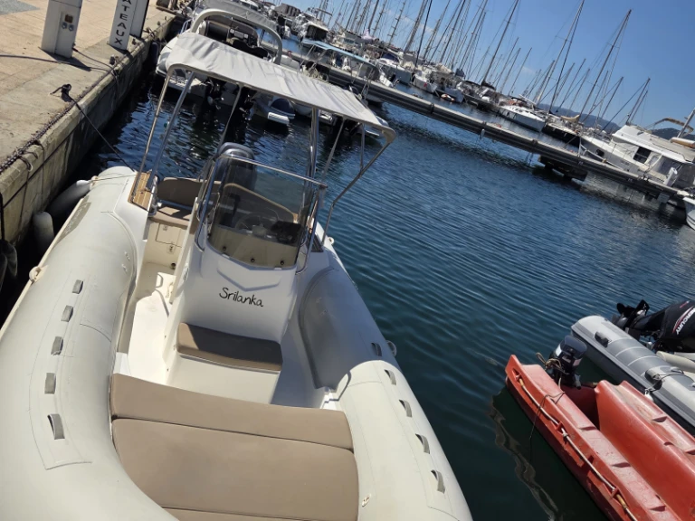 Wynajem łodzi Capelli Tempest 750 w Propriano na SamBoat 