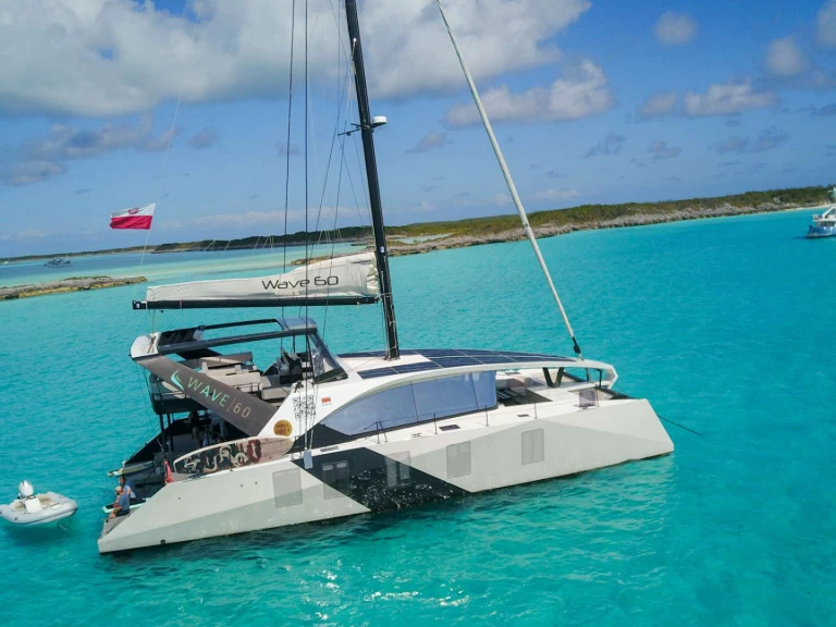 Wynajmij Luksusowy jacht z lub bez skippera Wave Catamarans w Olbia