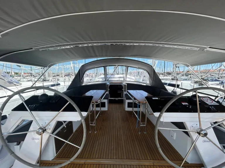 Wynajem Żaglowiec w Biograd na Moru - Hanse Hanse 460