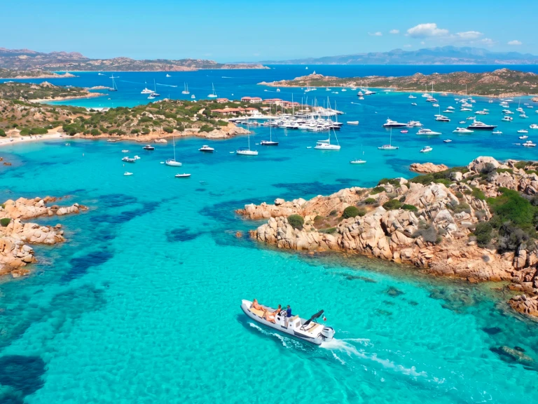 Wynajmij Joker Boat Clubman 26 w Porto Cervo