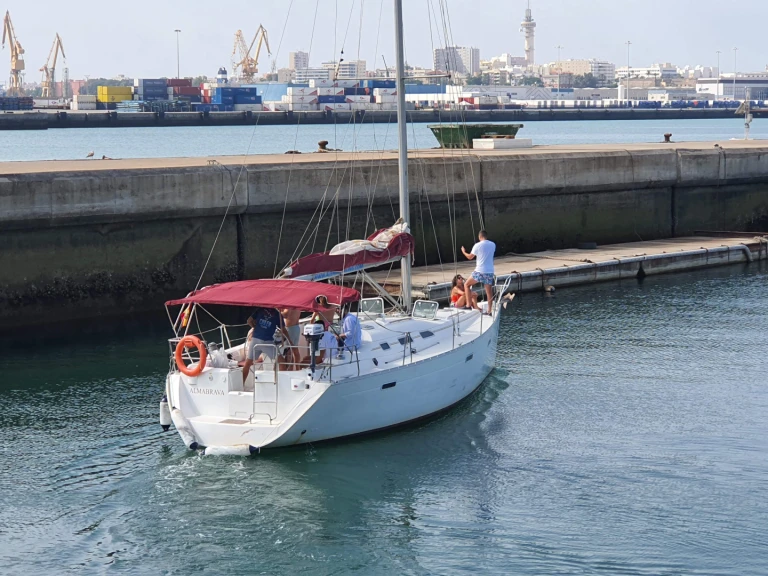 Wynajem w Cádiz- Bénéteau Oceanis 393 Clipper na SamBoat