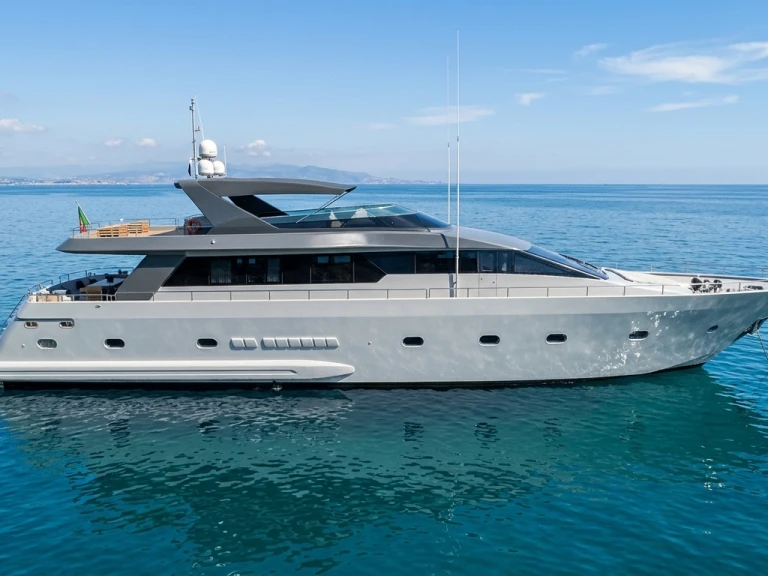 Wynajem Luksusowy jacht w Cannes - Falcon 82S