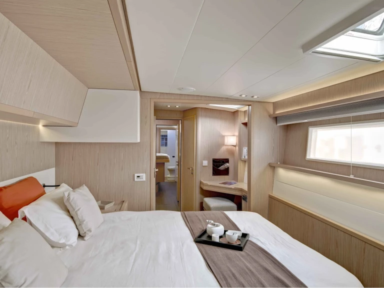 Wynajmij Katamaran z lub bez skippera Lagoon w Cannes