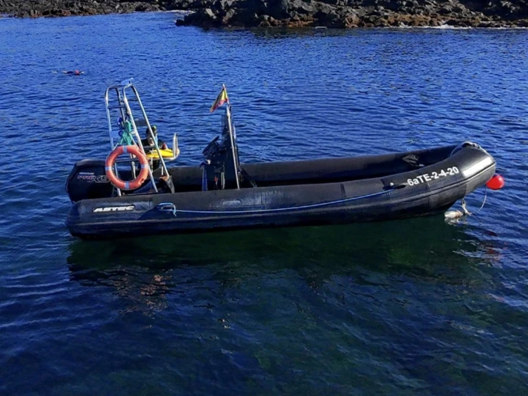 Wynajem w Las Galletas- Zodiac Explorer 640 na SamBoat