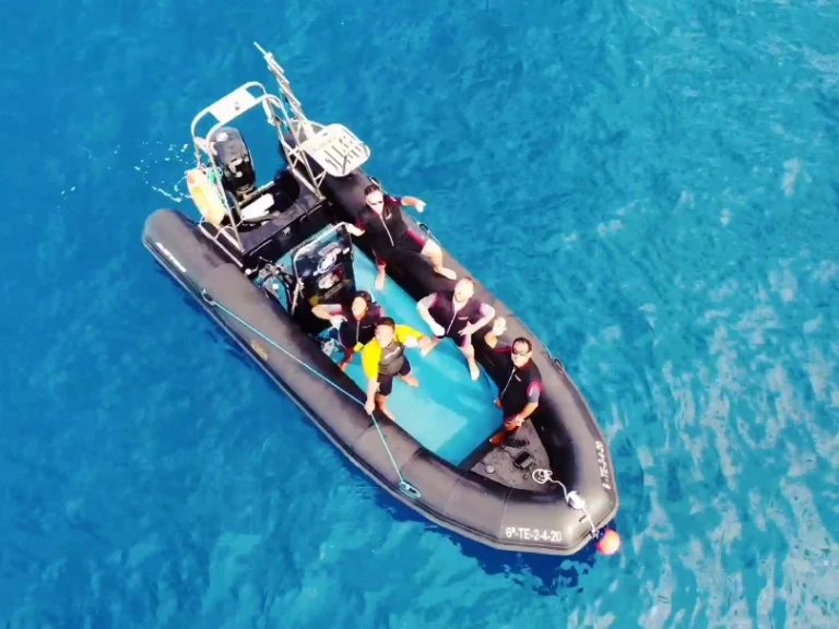 Wynajem łodzi Zodiac Explorer 640 w Las Galletas na SamBoat 