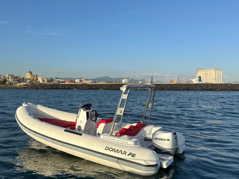 Wynajmij DOMAR F6 w Torre Annunziata