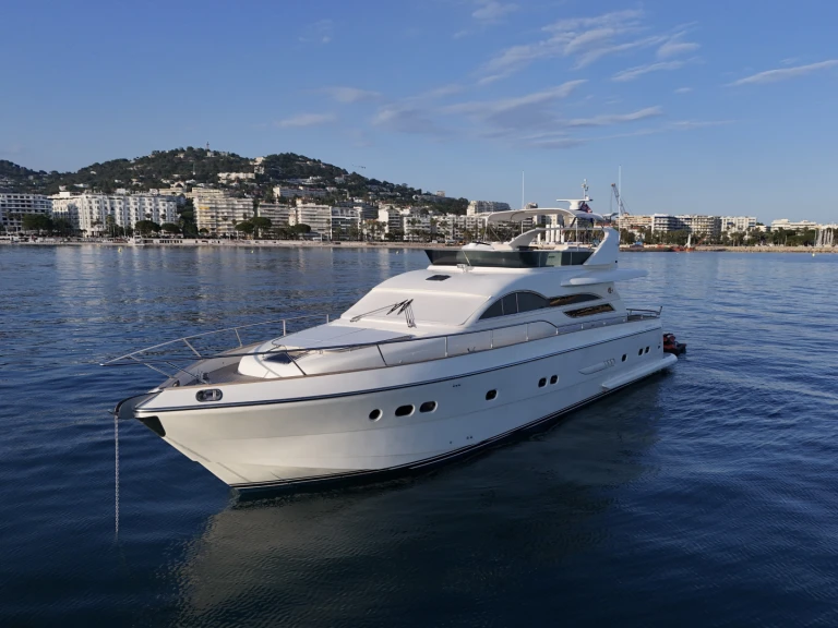 Wynajmij vz 68 w Marina Baie des Anges, France