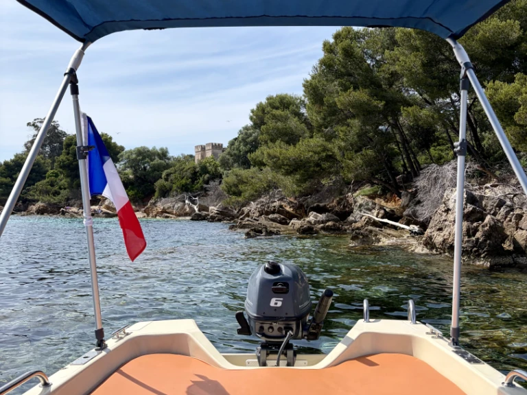 Wynajem łodzi Janusz Bartosinsko BA-420 w Mandelieu-la-Napoule na SamBoat 
