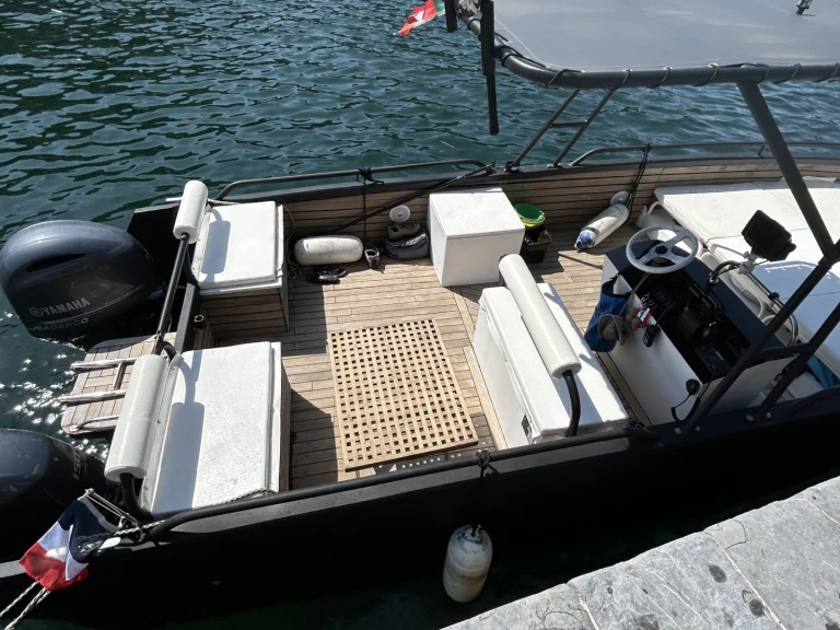Wynajem łodzi Hendaye tanio Catamaran One Off