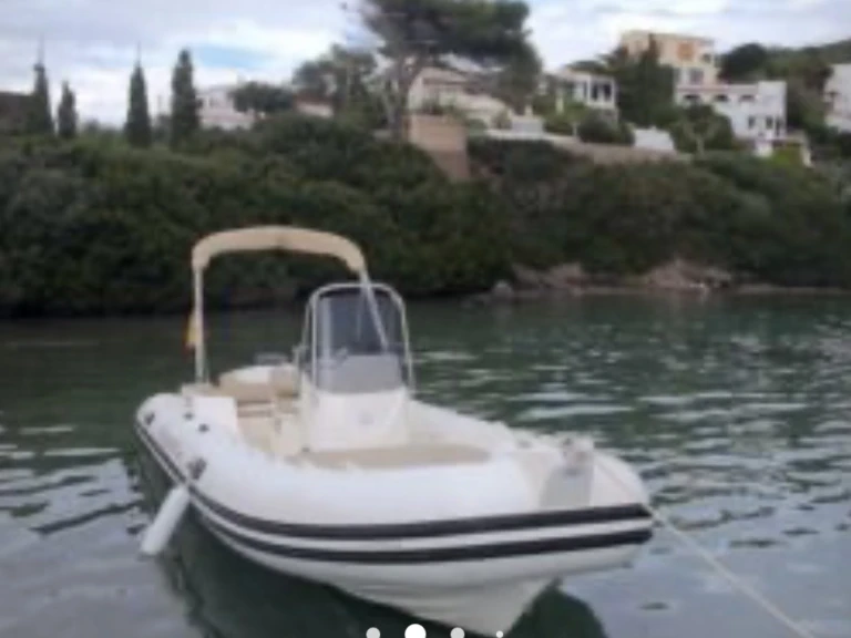 Wynajem łodzi Capelli Tempest 600 w Marina deportiva de Menorca na SamBoat 