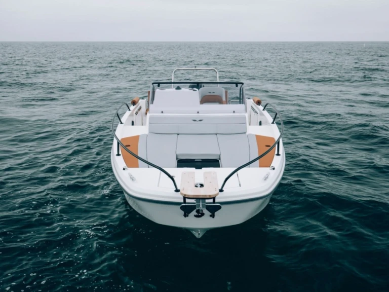 Motorówka do wynajmu w Marina deportiva de Menorca w najlepszej cenie