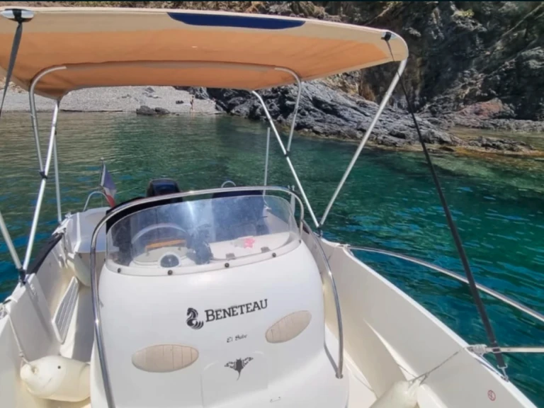 Wynajmij Motorówka z lub bez skippera Bénéteau w Argelès-sur-Mer