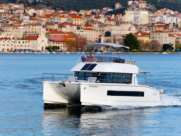 Wynajem łodzi Biograd na Moru tanio Fountaine Pajot MY 37