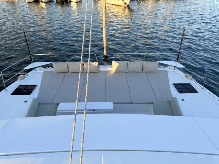 Wynajem Katamaran w Nea Peramos - Bali Bali 4.8 (5+1 cab)