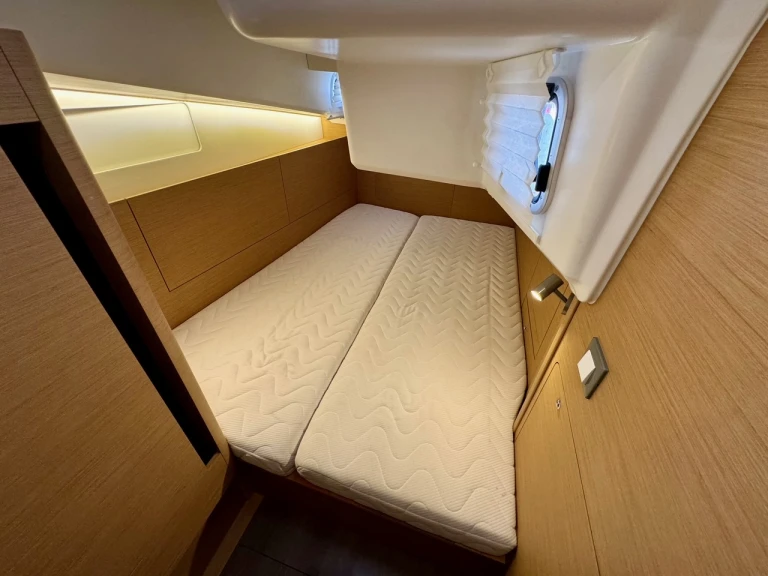 Wynajem łodzi Argostolion tanio Sun Odyssey 410