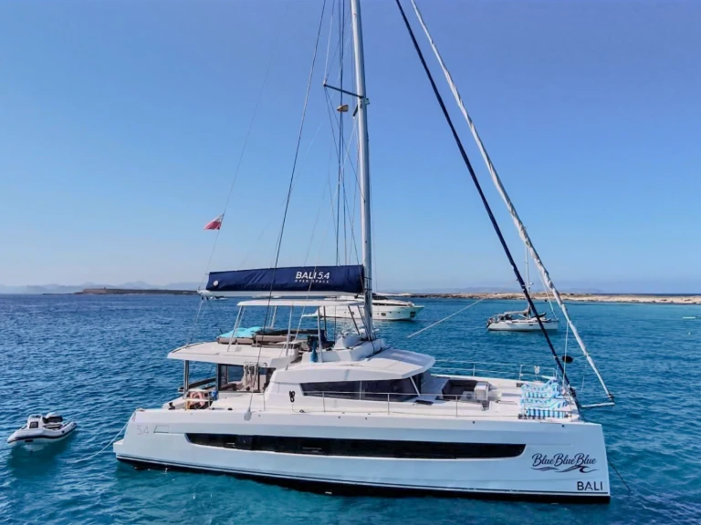 Wynajem łodzi Olbia tanio Bali 5.4