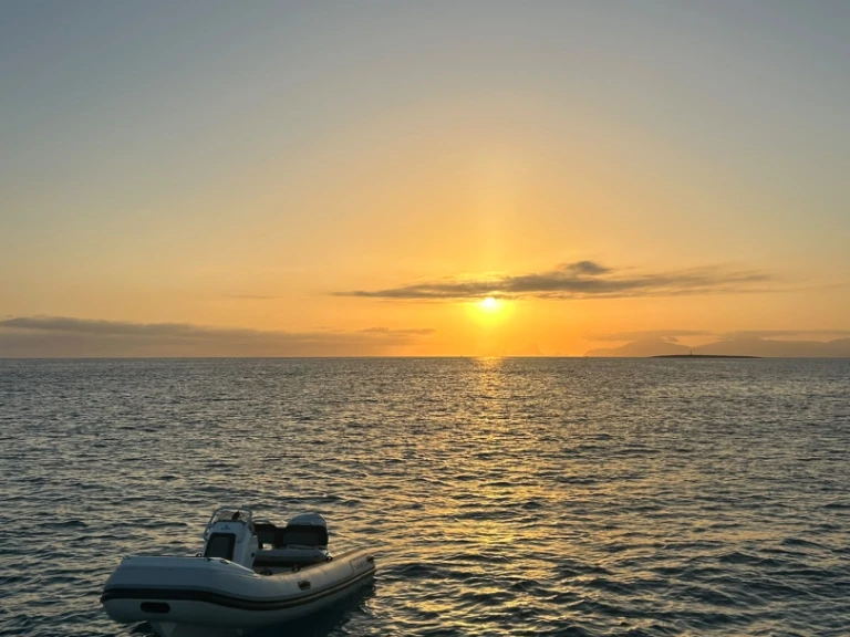 Wynajmij Katamaran z lub bez skippera Bali w Olbia