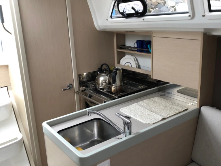 Wynajem łodzi Port de Trébeurden tanio Oceanis 30.1