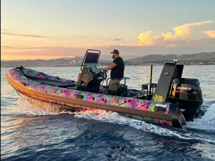 Wynajem łodzi Océan Skull OCEAN SKULL AL650 w Le Brusc na SamBoat 