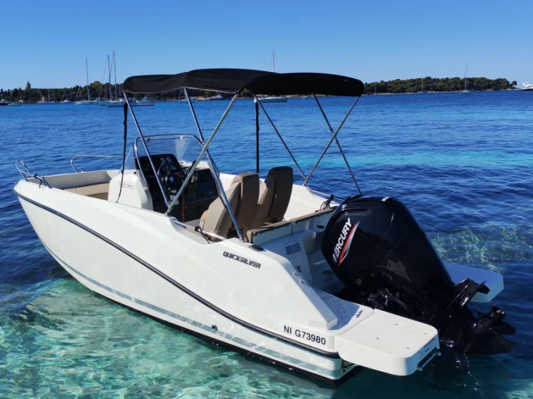 Wynajem w Mandelieu-la-Napoule- Quicksilver Quicksilver 555 Open na SamBoat