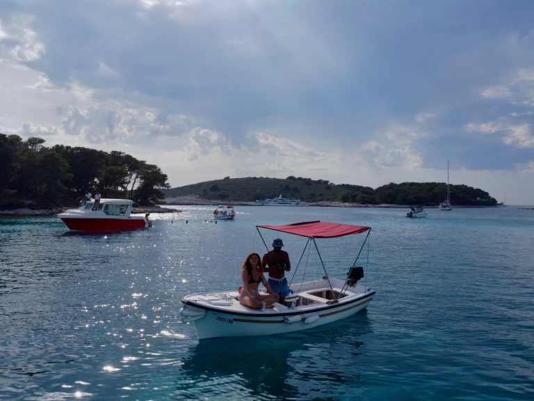 Wynajem łodzi Jugoplastika Jugoplastika w Hvar na SamBoat 