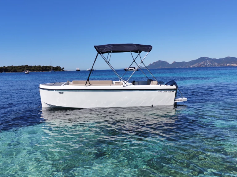 Wynajem Motorówka w Port de Cannes Marina - Valory 525