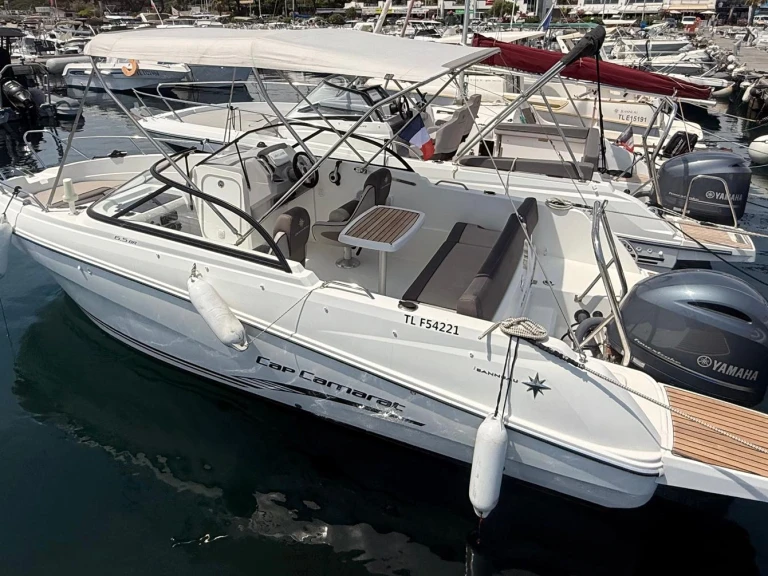 Wynajmij Jeanneau Cap Camarat 6.5 BR w Les Issambres