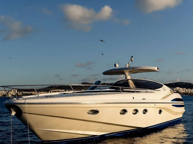 Wynajem Motorówka Sea Ray z patentem 
