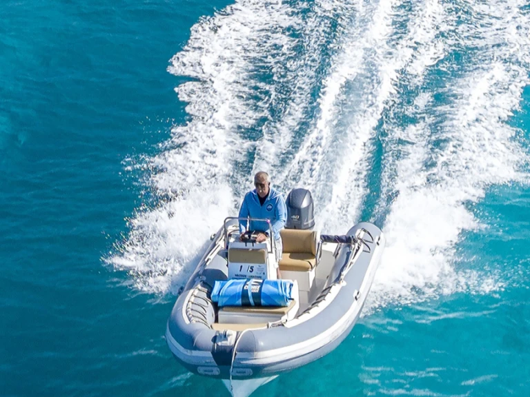 Wynajem w Cala Gonone- Joker Boat Coaster 470 na SamBoat