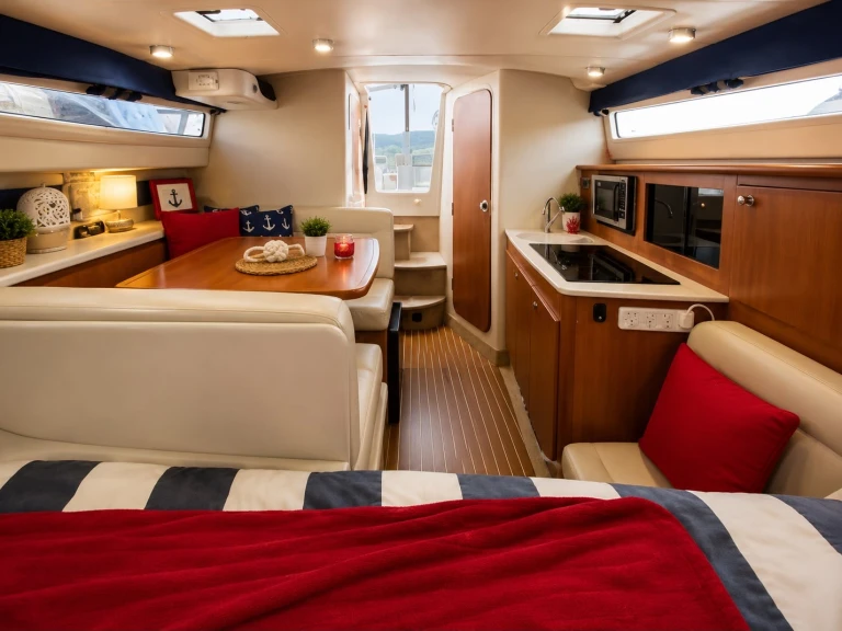 Wynajem łodzi Cannes tanio Bayliner 285 Cruiser
