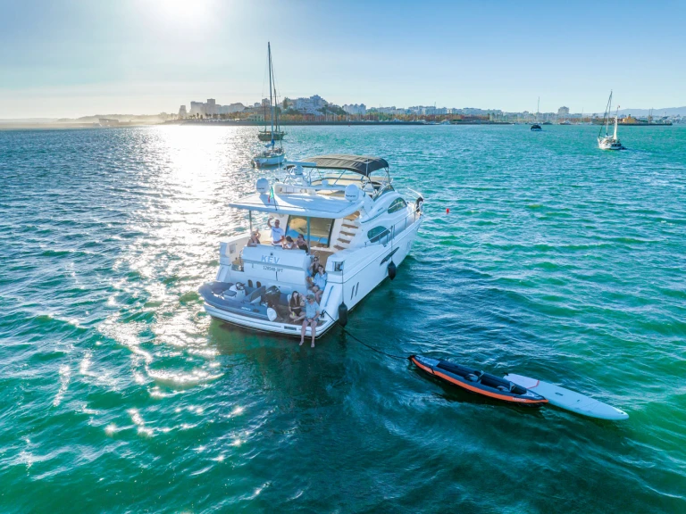 Wynajem Luksusowy jacht w Vilamoura - Pearl fly bridge 55