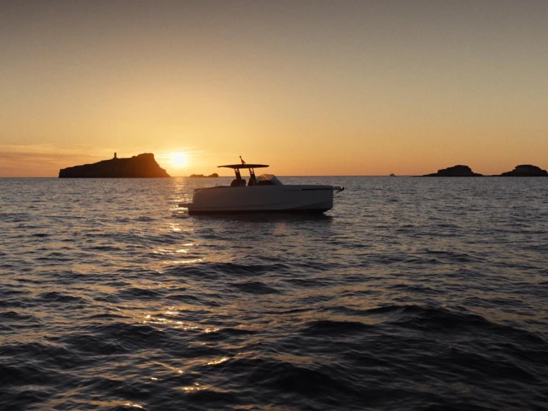 Wynajmij DE ANTONIO Yachts D29 Open w Palma de Mallorca