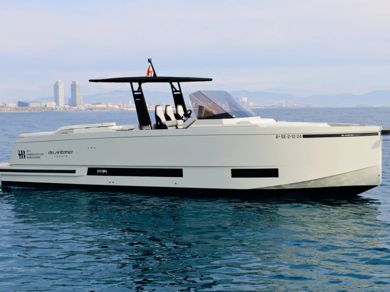 Wynajem Motorówka w Palma de Mallorca - DE ANTONIO Yachts D36 Open 