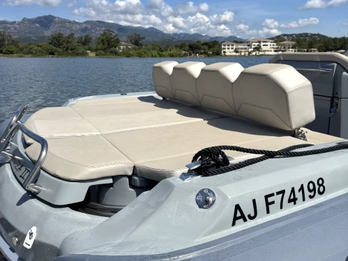 Wynajem łodzi Porto-Vecchio tanio Adrenalina 9.0