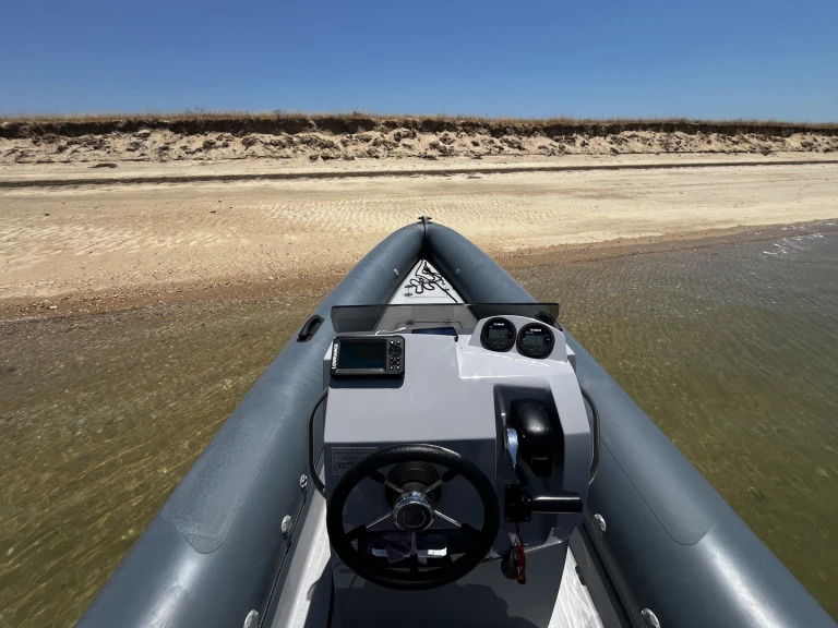 Wynajem Łódż półsztywna 3dtender z patentem 