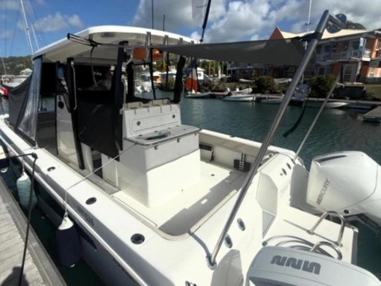 Wynajem Motorówka w Le Marin - Aquila 28 Molokai