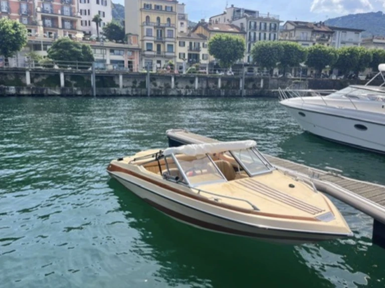 Wynajem łodzi Glastron SSV 164 w Stresa na SamBoat 