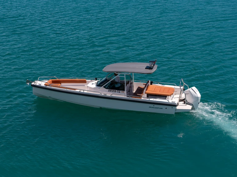 Wynajmij Axopar Axopar 28 T-Top w Split