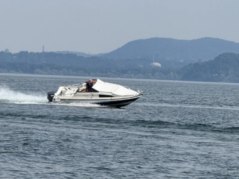 Wynajmij A HELLAS Hermes  w Stresa