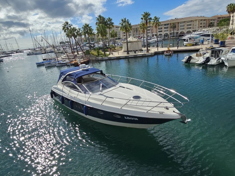 Wynajem Motorówka w Saint-Raphael - Absolute Yachts absolut 45