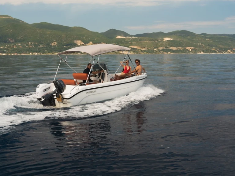 Motorówka do wynajmu w Zakynthos w najlepszej cenie
