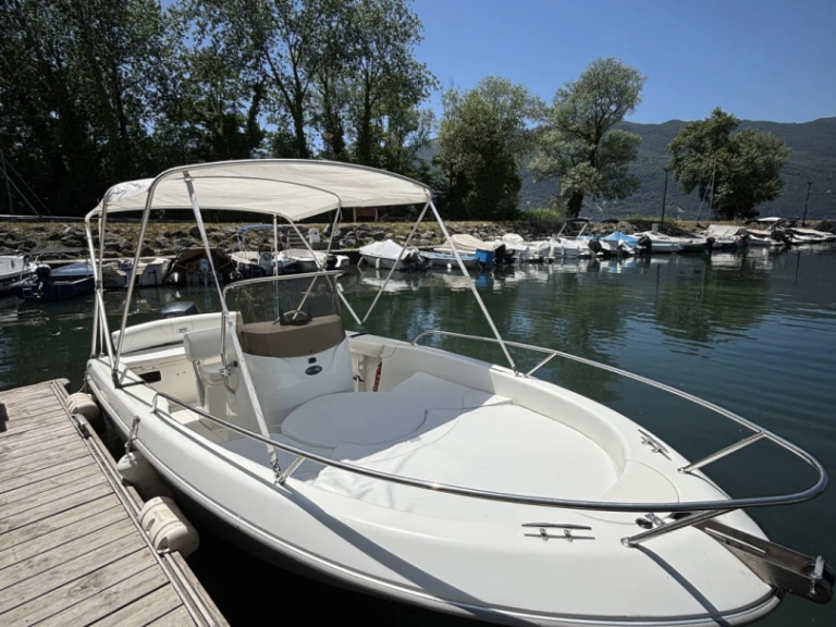 Wynajmij Sessa Marine Key Largo 16 w Aix-les-Bains