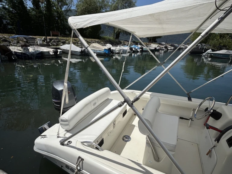 Wynajmij Motorówka z lub bez skippera Sessa Marine w Aix-les-Bains