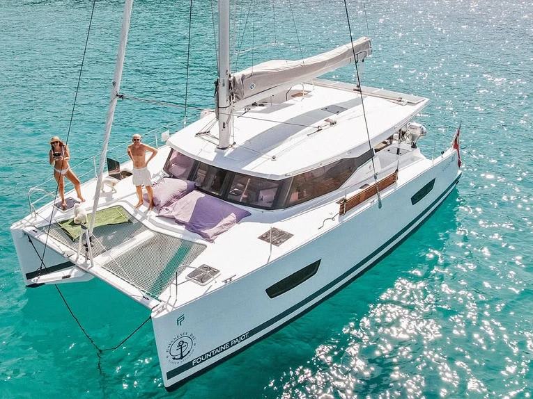 Wynajem w Villefranche-sur-Mer- Fountaine Pajot Lucia 40 na SamBoat