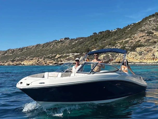 Wynajmij Sea Ray Sea Ray 230 w Port d'Andratx