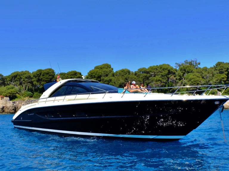 Wynajmij Luksusowy jacht z lub bez skippera Riva w Saint-Laurent-du-Var
