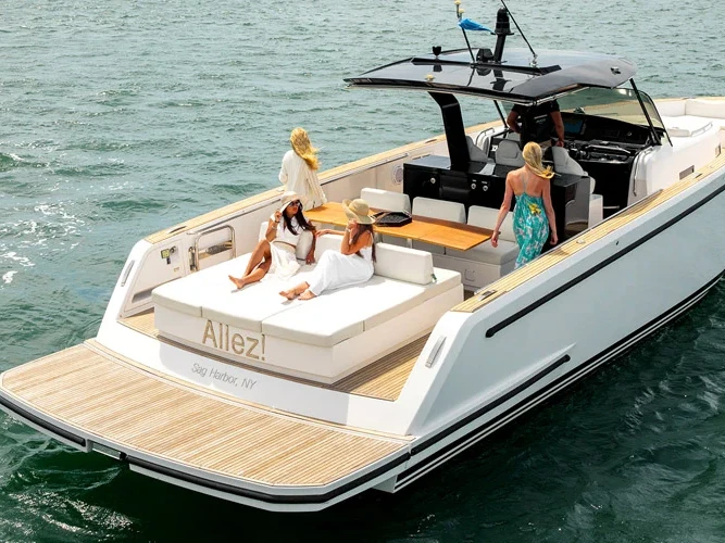 Wynajem Luksusowy jacht Pardo Yachts z patentem 