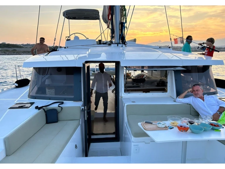 Wynajem łodzi Bali Bali 4.2 w Cannes na SamBoat 