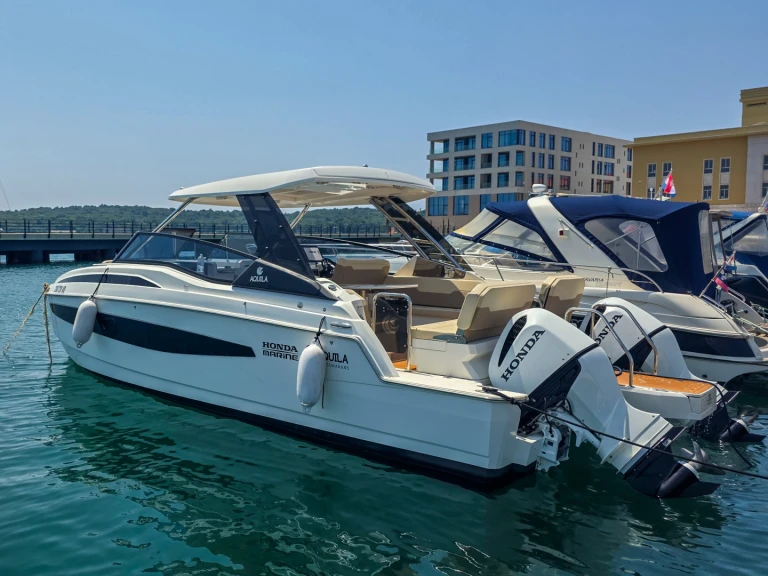 Wynajem łodzi Aquila Aquila 32 Sport w Pula na SamBoat 