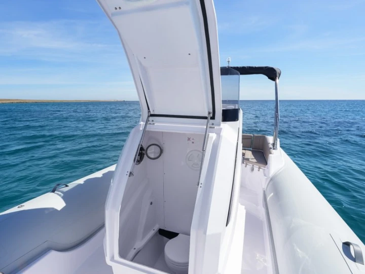 Wynajmij  Italboats Predator 700 w Pula